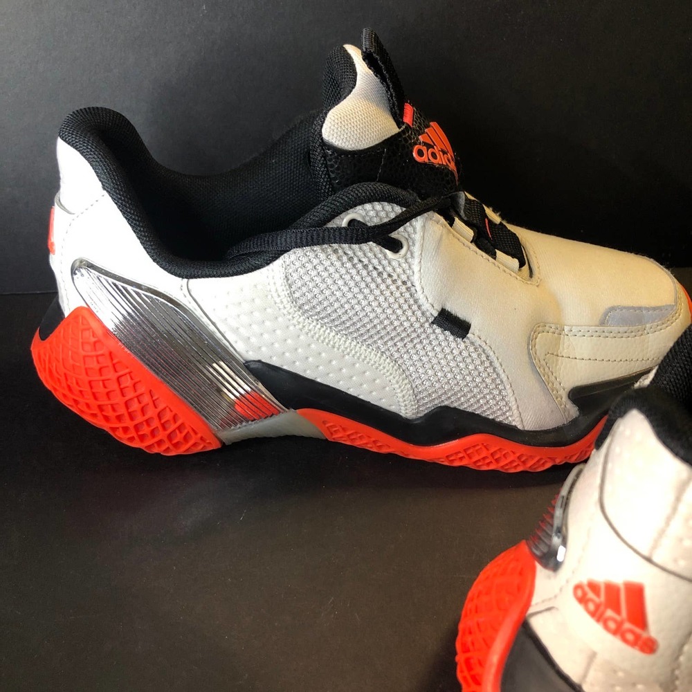Adidas Boys 4Uture Rnr Sneakers Shoes - Size 4.5 excellent condition.